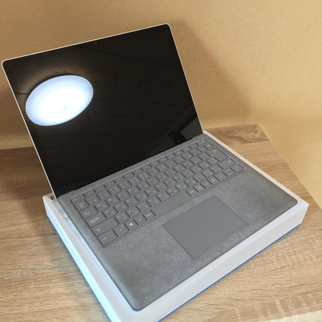 ベストセラー Microsoft - 【美品】Surface Laptop(i5/8GB/SSD128GB