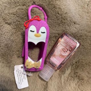 バスアンドボディーワークス(Bath & Body Works)の抗菌ハンドジェル　ペンギンホルダーセット(アルコールグッズ)