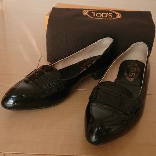 トッズ(TOD'S)のTOD'S靴(ローファー/革靴)