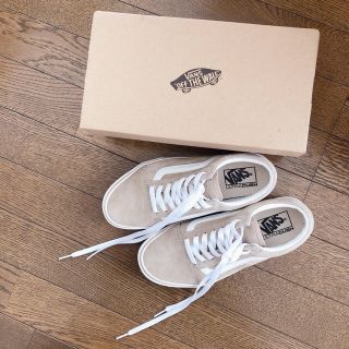 ヴァンズ(VANS)のVANS OLD SCHOOL / ヴァンズ オールドスクール ベージュ(スニーカー)