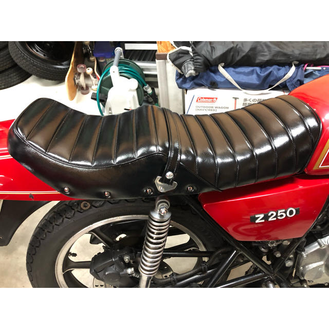 最大83%オフ! CBR400F 茶皮 ツートン タックロールシート ブラウン
