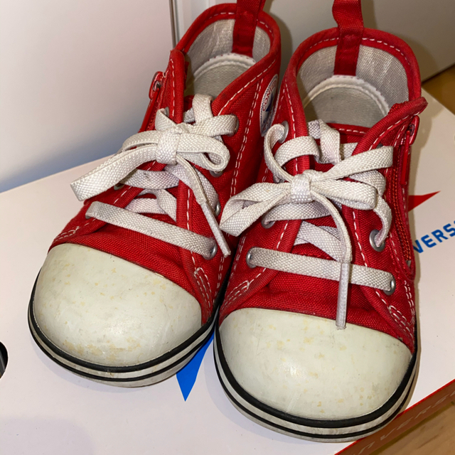 CONVERSE(コンバース)のコンバース　スニーカー　14センチ　赤 キッズ/ベビー/マタニティのベビー靴/シューズ(~14cm)(スニーカー)の商品写真