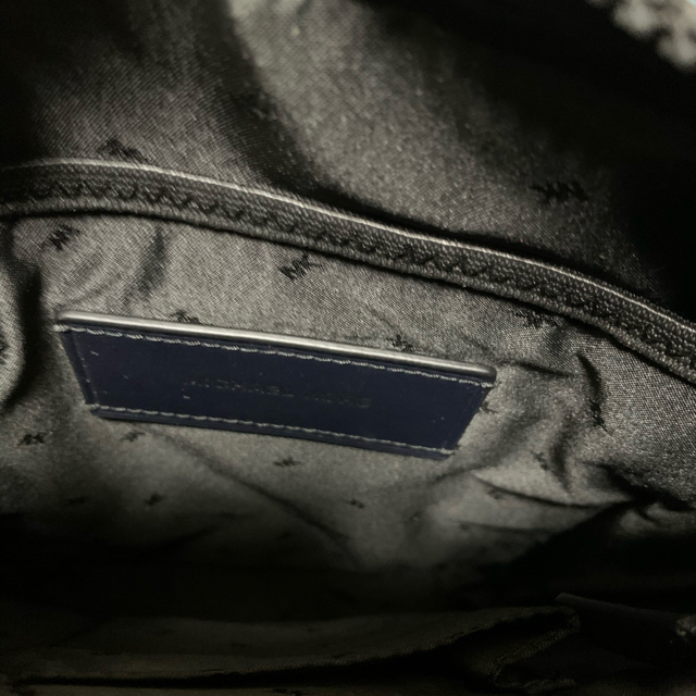 Michael Kors(マイケルコース)の☆大特価☆美品☆マイケルコース  ショルダーバッグ メンズのバッグ(ショルダーバッグ)の商品写真