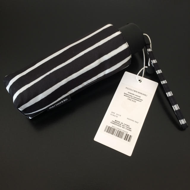 marimekko - マリメッコ ピッコロ 折り畳み傘の通販 by もにーず marimekko - マリメッコ ピッコロ 折り畳み傘の通販 by もにーず
