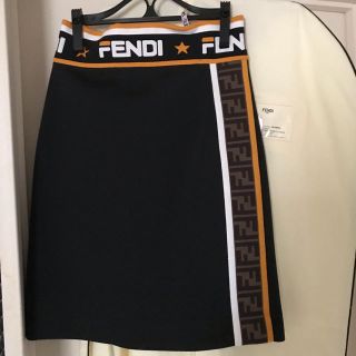 フェンディ(FENDI)のフェンディマニアFILAコラボスカート38美品FENDI武藤静香(ミニスカート)