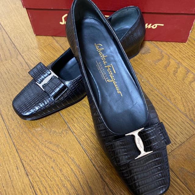 ▲▽フェラガモ　黒パンプス▽▲Salvatore Ferragamo pumps