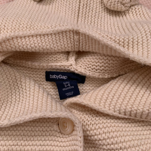 babyGAP(ベビーギャップ)のGAPくま耳カーディガン キッズ/ベビー/マタニティのベビー服(~85cm)(カーディガン/ボレロ)の商品写真