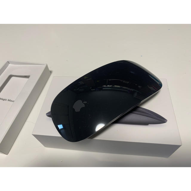Apple(アップル)のApple Magic Mouse2 ブラック スマホ/家電/カメラのPC/タブレット(PC周辺機器)の商品写真