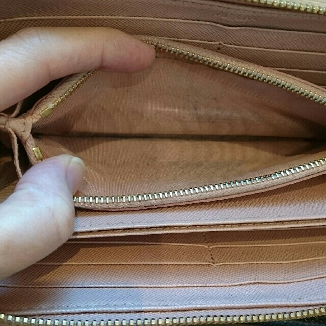 PRADA(プラダ)のプラダ 長財布 サフィアーノ  レディースのファッション小物(財布)の商品写真