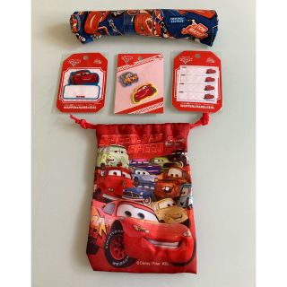 ディズニー(Disney)のカーズ　ワッペン&名札　セット　新品　未使用(ネームタグ)