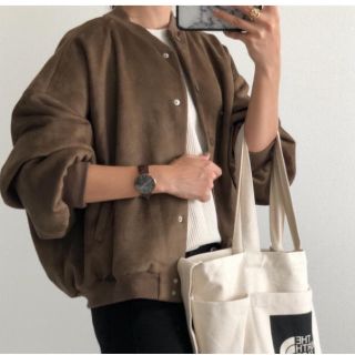 ザラ(ZARA)のお値下♡ZARA オーバーサイズ仕様スエード風ボンバージャケット(ブルゾン)