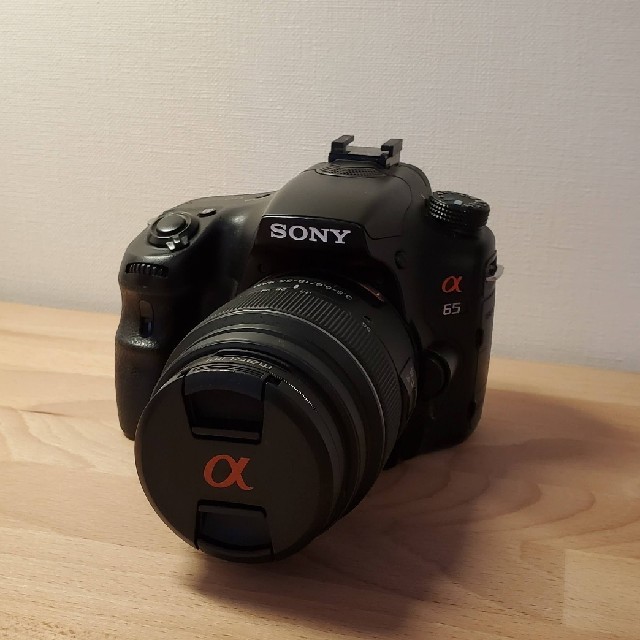 おまけ付き ソニー α65 ダブルズームレンズキット 一眼 カメラ sony う