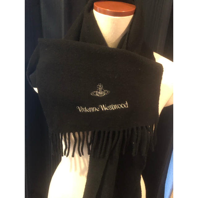 Vivienne Westwood(ヴィヴィアンウエストウッド)のVivienne westwood  マフラー　ブラック レディースのファッション小物(マフラー/ショール)の商品写真