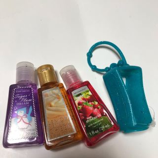 バスアンドボディーワークス(Bath & Body Works)の抗菌　ハンドジェル　携帯ケース付き(日用品/生活雑貨)