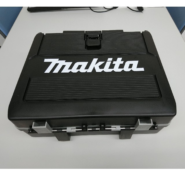 Makita(マキタ)のマキタインパクトドライバー18V 自動車/バイクのバイク(工具)の商品写真