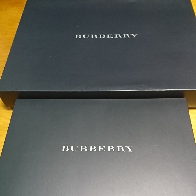 BURBERRY(バーバリー)のtokyonana2006専用出品バーバリータオルセット  ２ インテリア/住まい/日用品の日用品/生活雑貨/旅行(日用品/生活雑貨)の商品写真