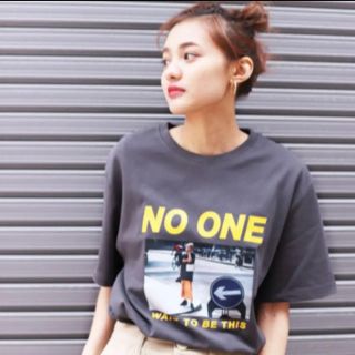 トゥデイフル(TODAYFUL)のvia j  ヴィアジェイの大人気　Tシャツ(Tシャツ(半袖/袖なし))