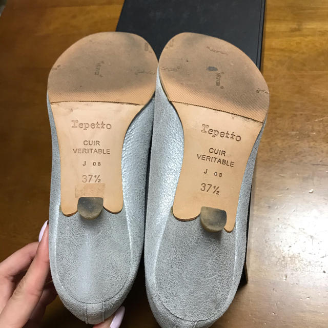 repetto(レペット)のレペット　パンプス　23.5 グレー レディースの靴/シューズ(ハイヒール/パンプス)の商品写真