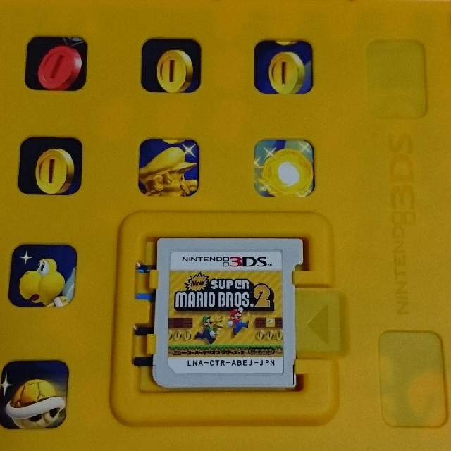 ⭐あやまま様専用⭐New スーパーマリオブラザーズ2 3DS エンタメ/ホビーのゲームソフト/ゲーム機本体(携帯用ゲームソフト)の商品写真
