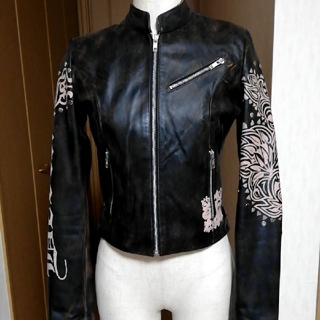Berik ライダースジャケット レザージャケット レディースのジャケット/アウター(ライダースジャケット)の商品写真