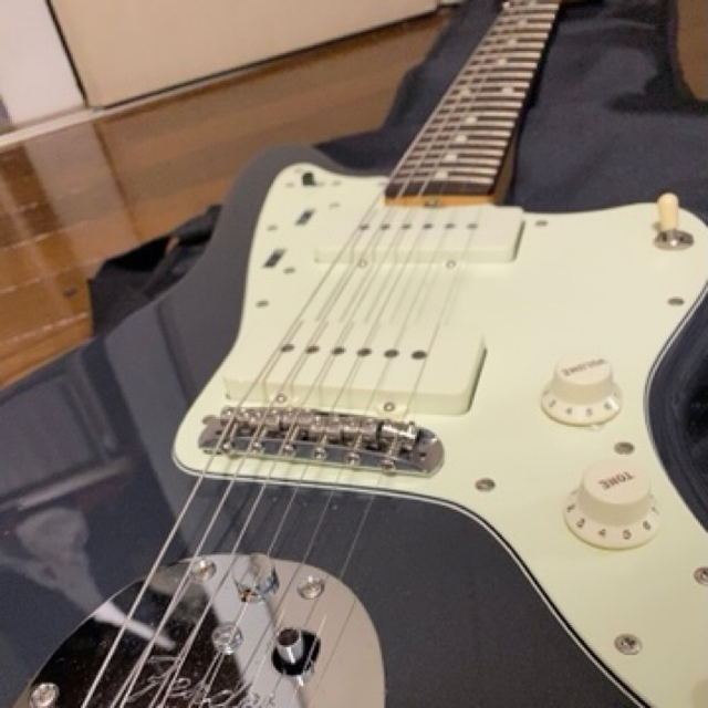 Fender(フェンダー)のFender japan HYBRID 60S jazz master 楽器のギター(エレキギター)の商品写真