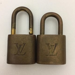 ルイヴィトン(LOUIS VUITTON)のルイヴィトン 南京錠 パドロックのみ 2個セット 中古(キーホルダー)