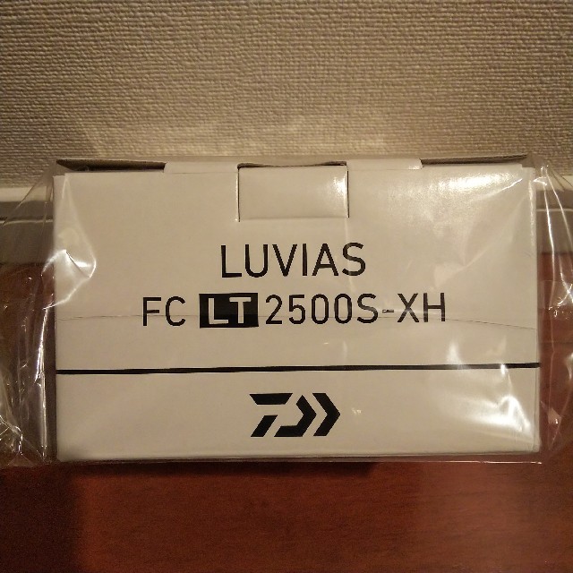 【新品未使用】ダイワ 20ルビアス FC LT2500S-XH スピニングリール
