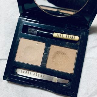 ボビイブラウン(BOBBI BROWN)のボビイブラウンアイブローキット(パウダーアイブロウ)