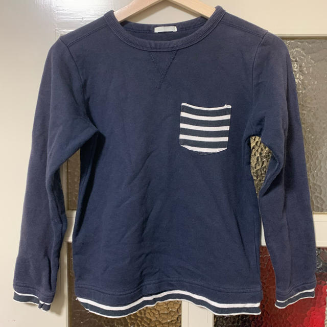 GU(ジーユー)のカットソー 140 キッズ/ベビー/マタニティのキッズ服男の子用(90cm~)(Tシャツ/カットソー)の商品写真