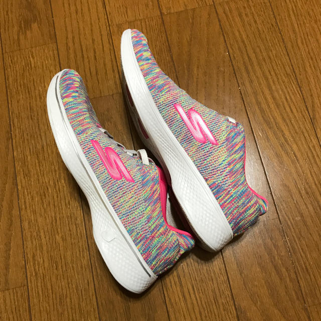 SKECHERS(スケッチャーズ)のSKECHERS レディースの靴/シューズ(スニーカー)の商品写真