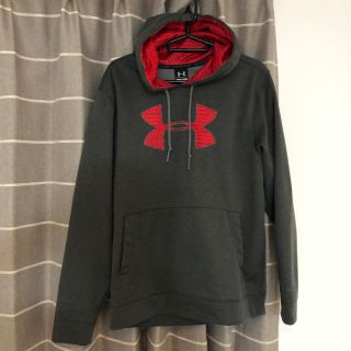 アンダーアーマー(UNDER ARMOUR)のアンダーアーマー  パーカー　Lサイズ(パーカー)