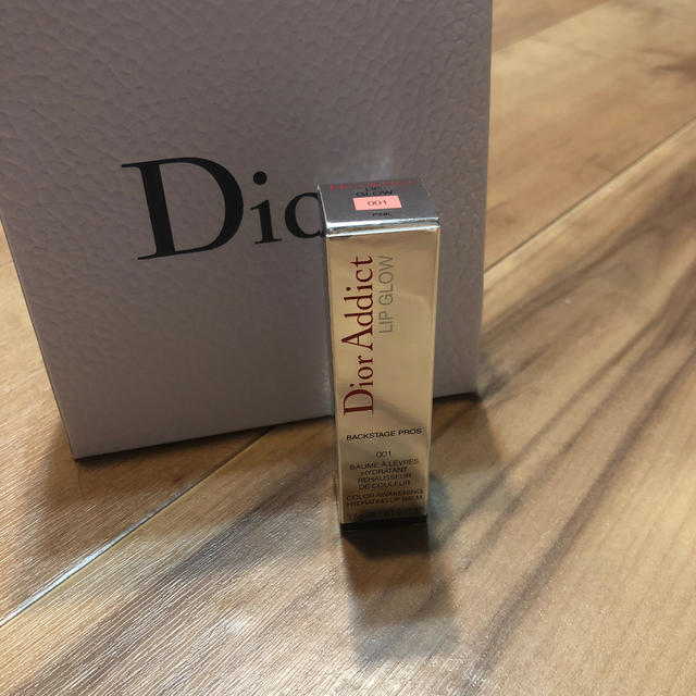 お値下げ☆Dior アディクト リップグロウ 001 コスメ/美容のベースメイク/化粧品(リップグロス)の商品写真