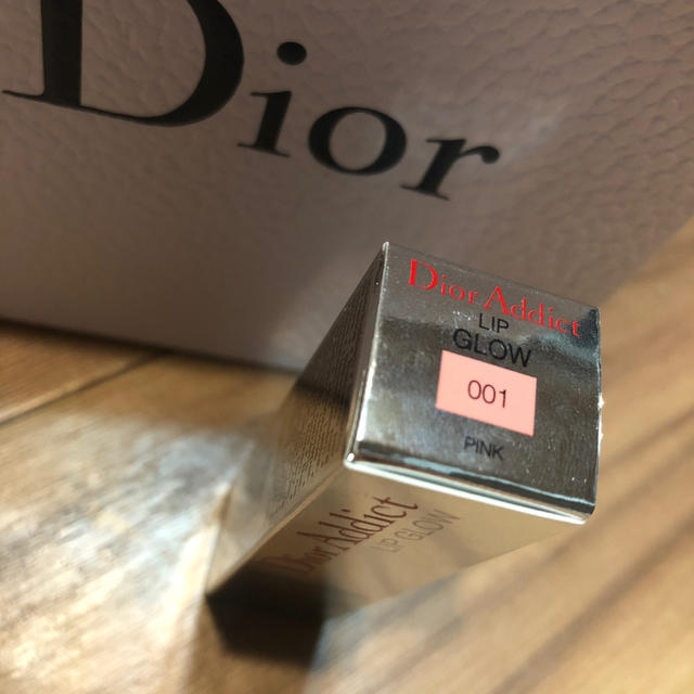 お値下げ☆Dior アディクト リップグロウ 001 コスメ/美容のベースメイク/化粧品(リップグロス)の商品写真