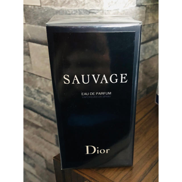 Christian Dior(クリスチャンディオール)の★即日発送★Dior SAUVAGE EDP 100ml  コスメ/美容の香水(香水(男性用))の商品写真