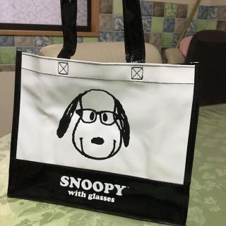 スヌーピー(SNOOPY)のスヌーピー エナメル調トートバッグ(トートバッグ)