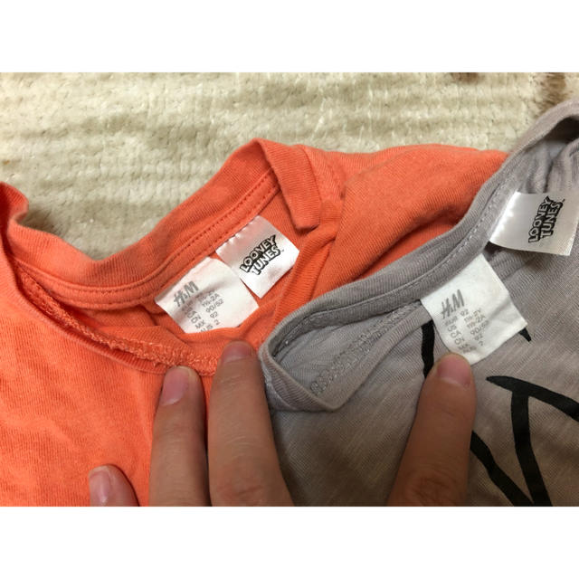 H&M(エイチアンドエム)のルーニーテューンズロンティー セット キッズ/ベビー/マタニティのキッズ服男の子用(90cm~)(Tシャツ/カットソー)の商品写真