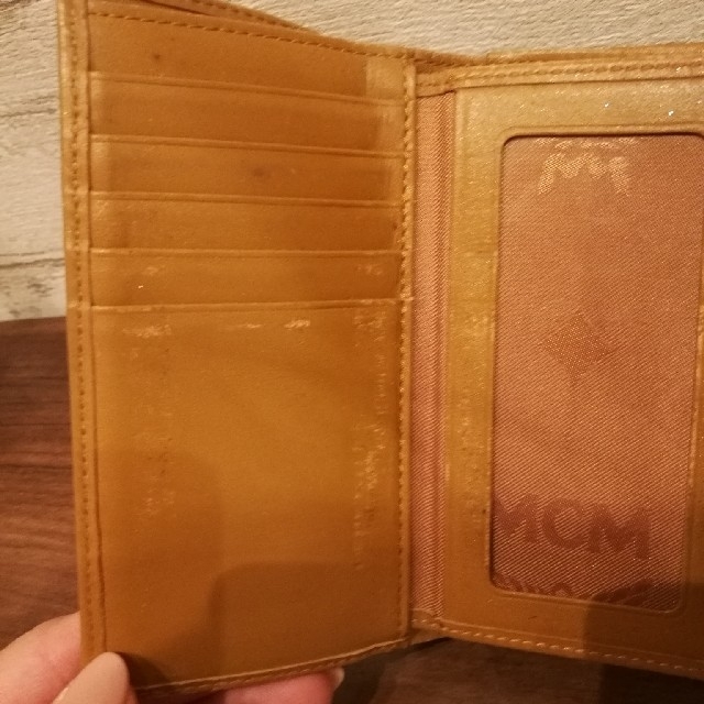 MCM(エムシーエム)のMCM 財布 レディースのファッション小物(財布)の商品写真