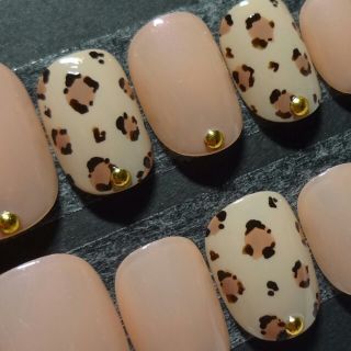 ヌードベージュ×レオパードネイル(つけ爪/ネイルチップ)
