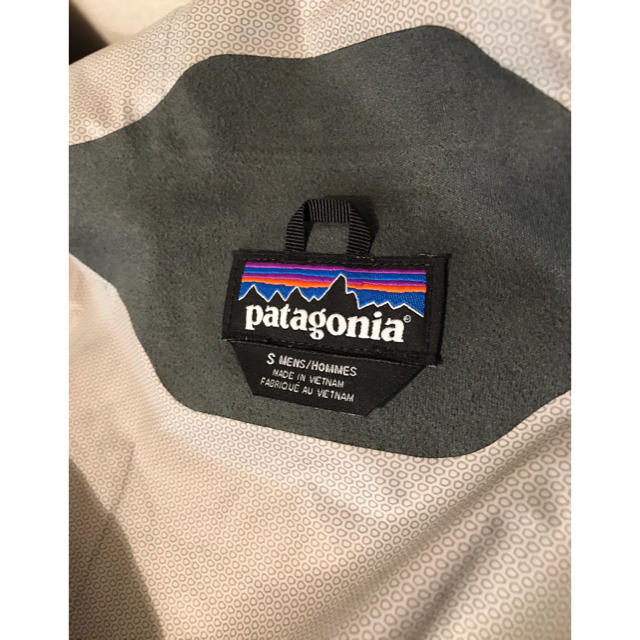 patagonia(パタゴニア)のpatagonia パタゴニア　トレントシェル　ジャケット　M 美品　コラボ商品 メンズのジャケット/アウター(マウンテンパーカー)の商品写真