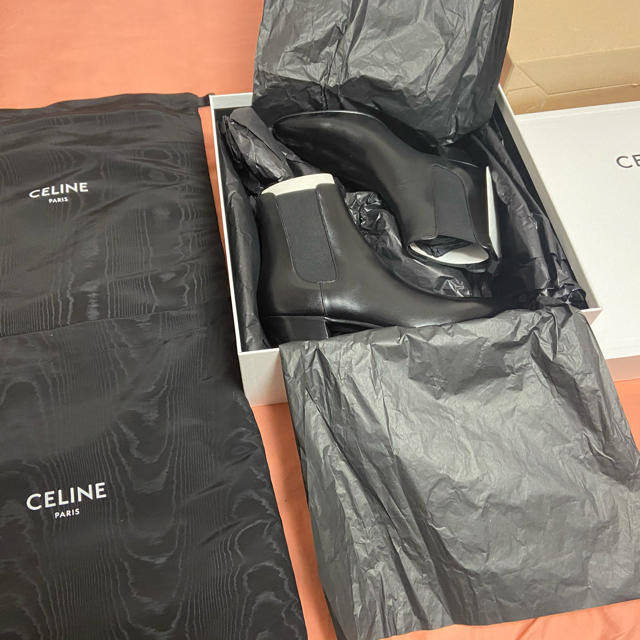 celine(セリーヌ)の正規品CELINEジャクノチェルシーブーツ/シャイニーカーフスキン41セリーヌ メンズの靴/シューズ(ブーツ)の商品写真