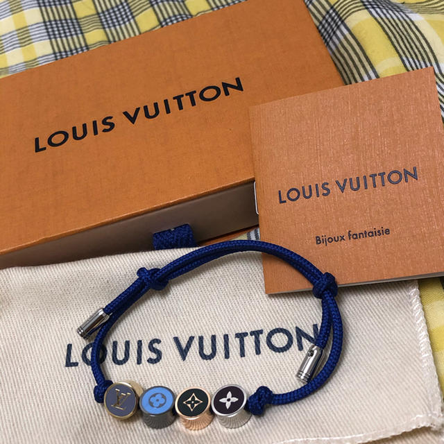 LOUIS VUITTON(ルイヴィトン)の【美品】（期間限定値下げ）ルイヴィトン  ビーズブレスレット メンズのアクセサリー(ブレスレット)の商品写真