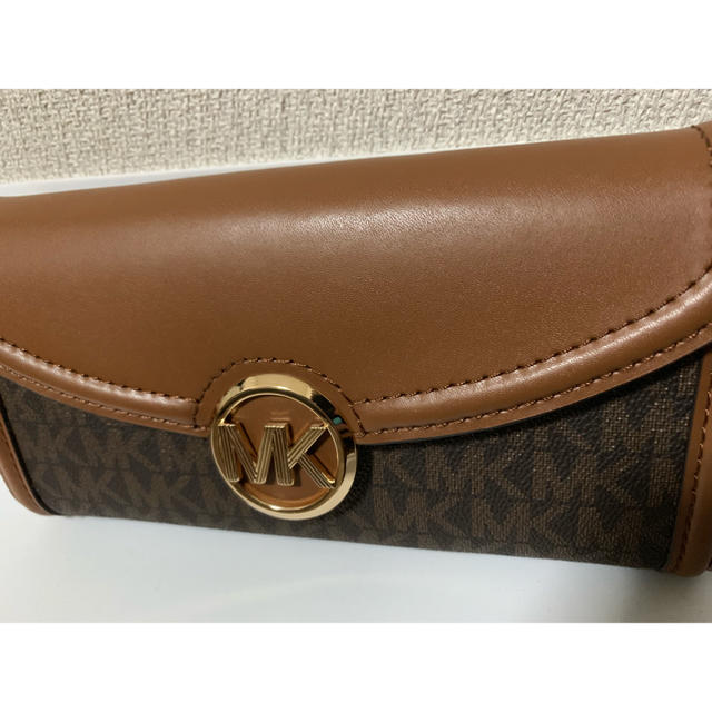 Michael Kors 財布 値下げ中