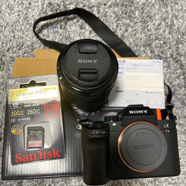 スマホ/家電/カメラ【早い者勝ち】Sony α7III 本体　＋レンズ（レンズキット）