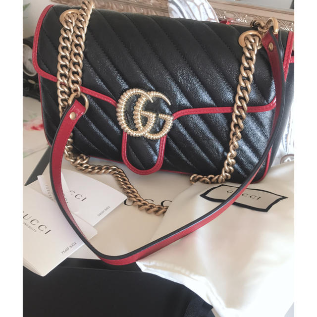 高品質の人気 Gucci - 超美品 グッチ GGマーモントショルダーバッグ