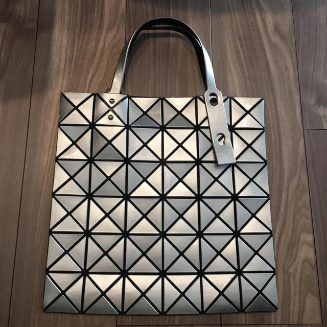 ISSEY MIYAKE - BAOBAO ISSEY MIYAKE バオバオ イッセイミヤケ トートバッグの通販 by つんつん｜イッセイ