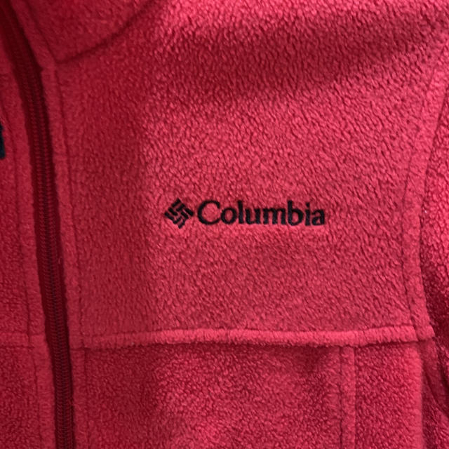 Columbia(コロンビア)の値下げ！！コロンビア　レッド　フリース110cm〜120cm キッズ/ベビー/マタニティのキッズ服男の子用(90cm~)(ジャケット/上着)の商品写真