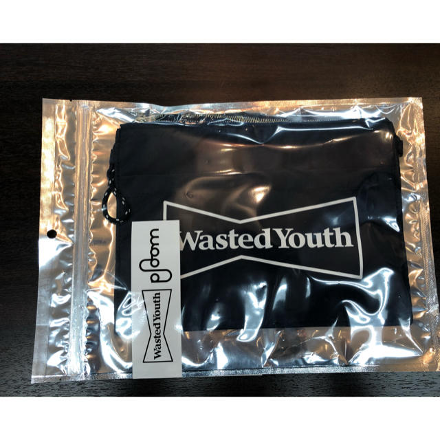 Wasted Youth x Ploom　限定サコッシュ