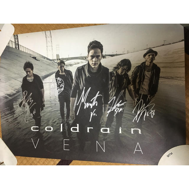 coldrain サイン入りポスターの通販 by T.A's shop|ラクマ coldrain サイン入りポスターの通販 by T.A's shop|ラクマ