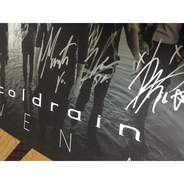 coldrain サイン入りポスターの通販 by T.A's shop|ラクマ coldrain サイン入りポスターの通販 by T.A's shop|ラクマ