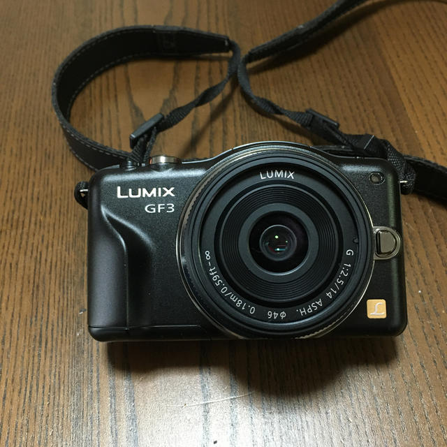 パナソニック　ミラーレス一眼 Lumix GF3W ダブルレンズキット　ブラック 1